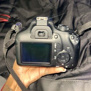 EOS Canon 4000d